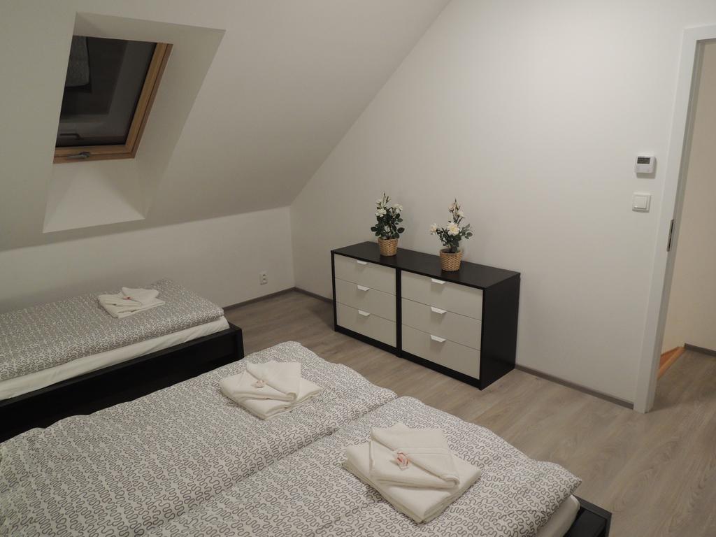 Apartmany Хлоховец Екстериор снимка