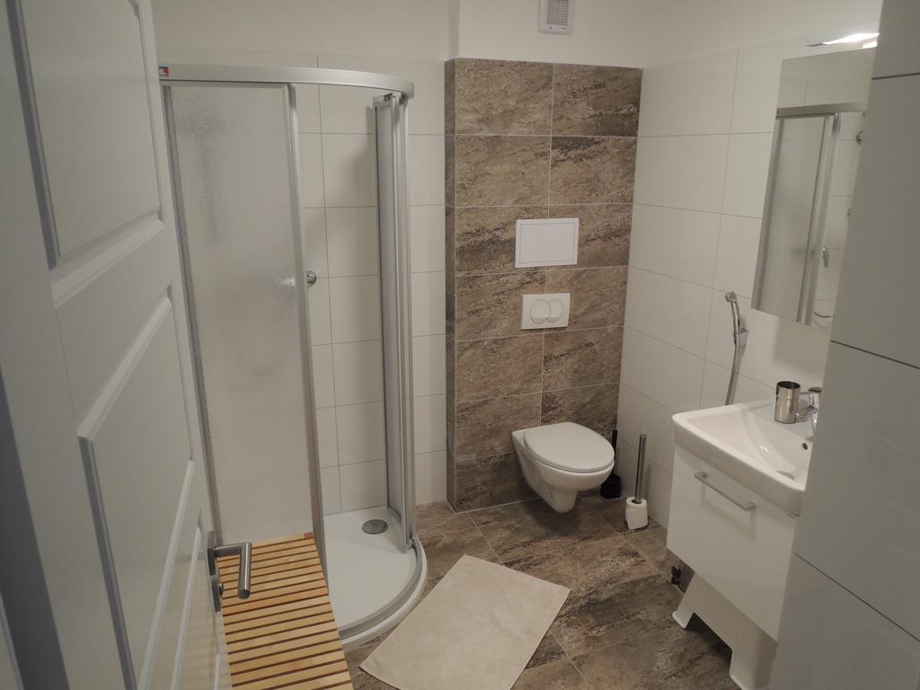 Apartmany Хлоховец Екстериор снимка